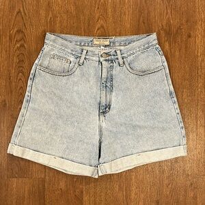 Vintage Y2K Guess Denim Light Wash Rolled Shorts